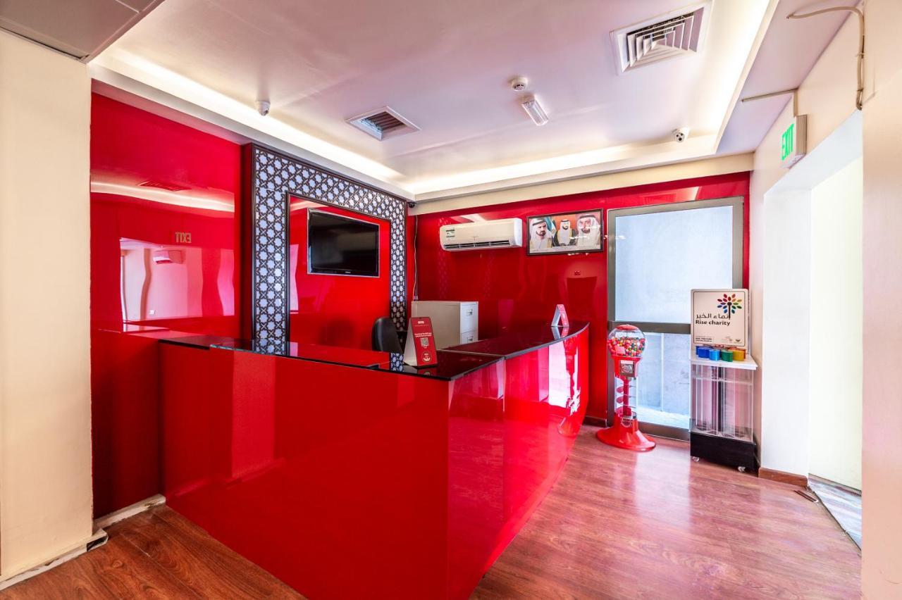שארג'ה Al Reem Hotel Apartments מראה חיצוני תמונה